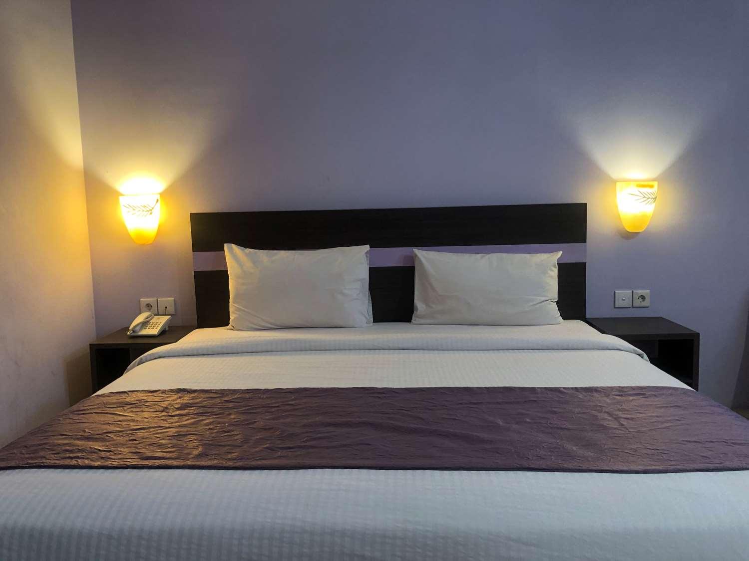 Kyriad Sadurengas Hotel Tanah Grogot Εξωτερικό φωτογραφία
