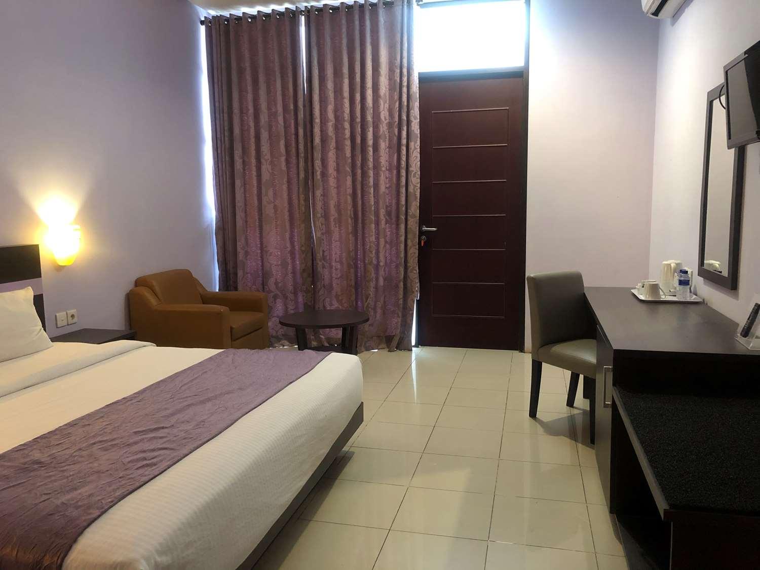 Kyriad Sadurengas Hotel Tanah Grogot Εξωτερικό φωτογραφία