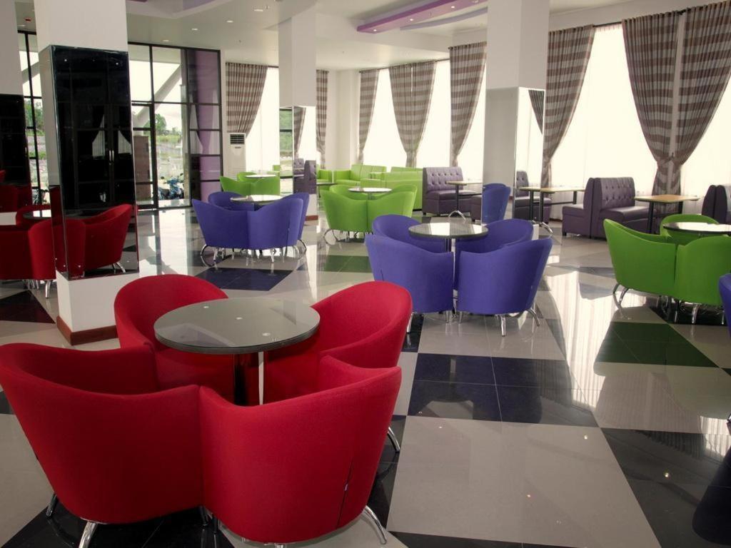 Kyriad Sadurengas Hotel Tanah Grogot Εξωτερικό φωτογραφία